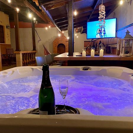 3-Bedroom Villa With A Jacuzzi Ноорд Экстерьер фото