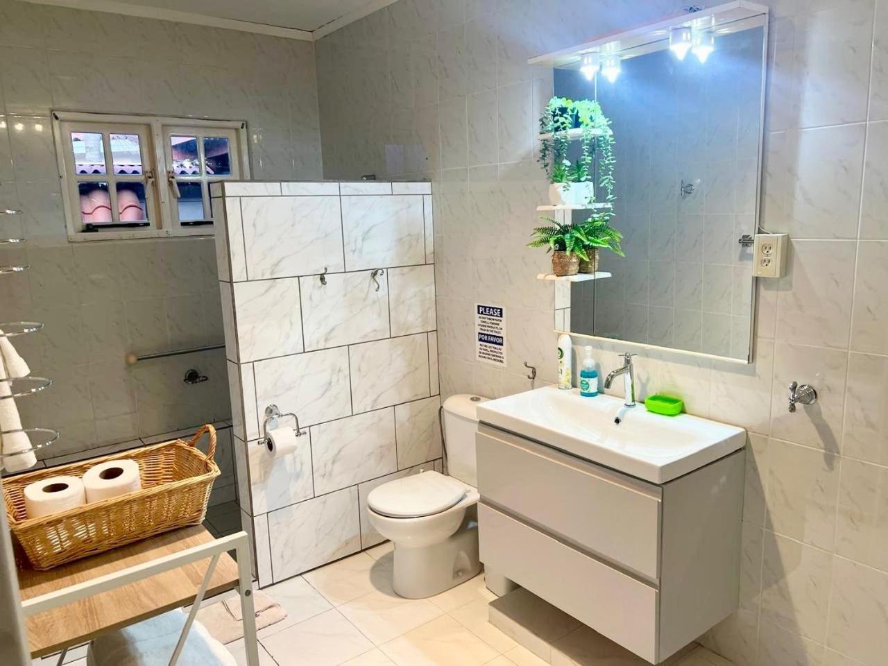 3-Bedroom Villa With A Jacuzzi Ноорд Экстерьер фото
